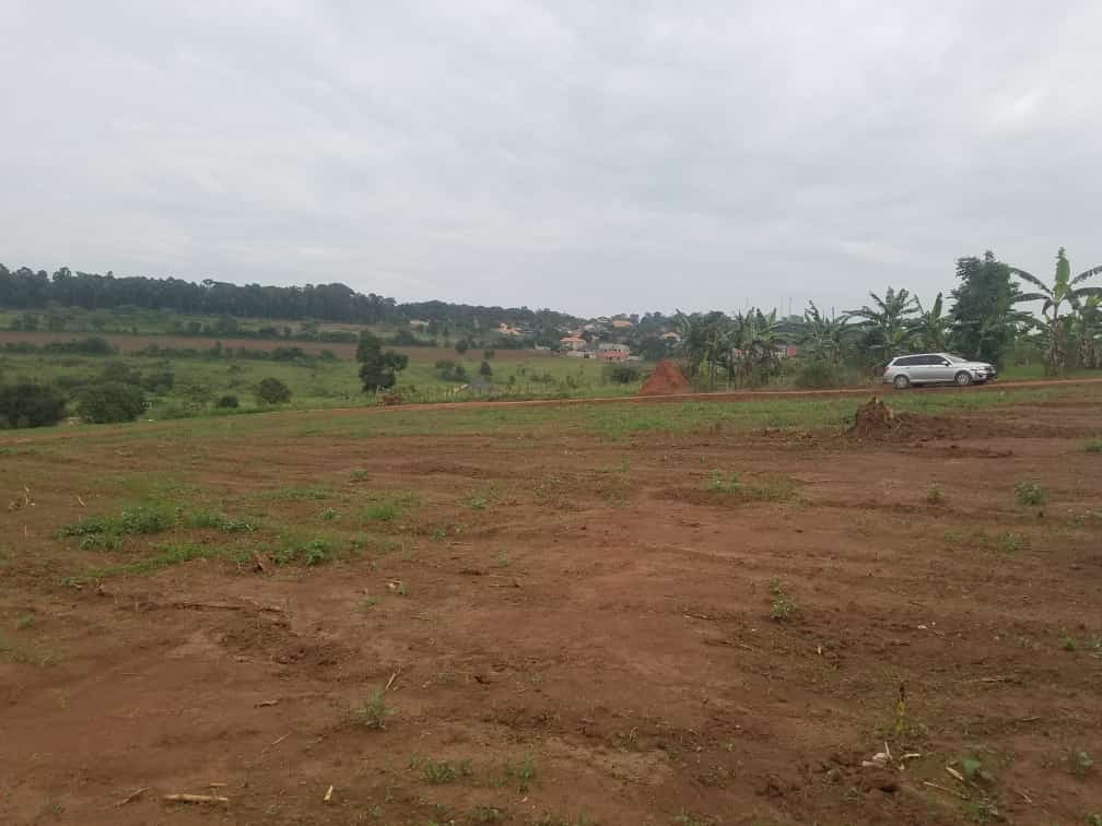 50x100ft Plots For Sale At Gayaza Makenke At 50m Ugx 1km Off Tarmac