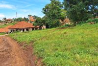 a plot of land on of 12.5 decimals on sale in Kira Mulawa