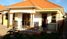 3 Bedrooms House For Sale In Jomayi Estate Bwerenga Entebbe Road At 250m
