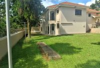 4 Bedrooms House For Rent In Mutungo Hill At 1,500 US Dollars