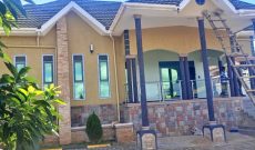 5 Bedrooms House For Sale In Seguku Katale Entebbe Rd 21 Decimals At 850m
