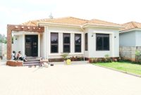 3 Bedrooms House For Sale In Kira Mamerito Road 50x100ft At 350m