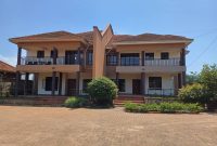 5 Bedrooms Semi Detached House For Rent In Munyonyo At 1,200 USD