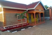 3 Bedrooms House For Sale In Namungoona 70x110ft At 350m