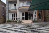 4 Bedrooms House For Sale In Kyanja On 50x100ft At 600m