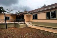 4 Bedrooms House For Rent In Mbuya Hill Kampala At 2,500 USD