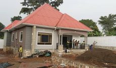 4 Bedrooms House For Sale In Gayaza On 100x100ft At 330m Shillings