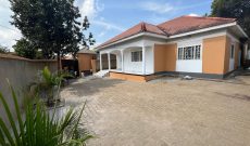 4 Bedrooms House For Sale In Namulanda Janyi 14 Decimals At 300m