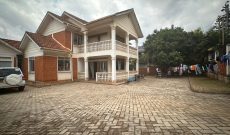 5 Bedrooms House For Sale In Ntinda Ministers Village On 16 Decimals At 850m