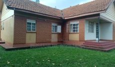 4 Bedrooms House For Sale In Ntinda Ministers Village On 18 Decimals At 850m