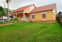 3 Bedrooms House For Sale In Kisaasi On 100x100ft Plot At 280m