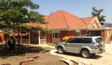 4 Bedrooms Bungalow For Sale In Muyenga 23 Decimals At $250,000