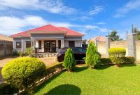 3 Bedrooms House For Sale In Bweyogerere Kazinga 15 Decimals At 330m