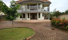 5 Bedrooms House For Sale In Seguku Entebbe Road 25 Decimals At 750m