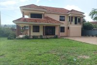 5 Bedrooms House For Sale In Bugolobi On 25 Decimals At 440,000 USD