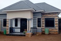 3 Bedrooms House For Sale In Matugga Kigogwa Town 50x100ft At 125m Shillings