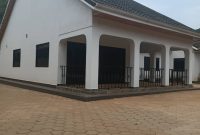 4 Bedrooms Bungalow For Rent In Bugolobi At 3,500 USD Per Month