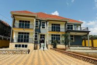 6 Bedrooms House For Sale In Kigo Near Munyonyo On 25 Decimals At $500,000