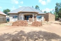 5 Bedrooms House For Sale In Mukono Namayiba 25 Decimals At 250m Shillings