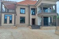 5 Bedrooms House For Sale In Kasangati Kitti 18 Decimals At 550m Shillings