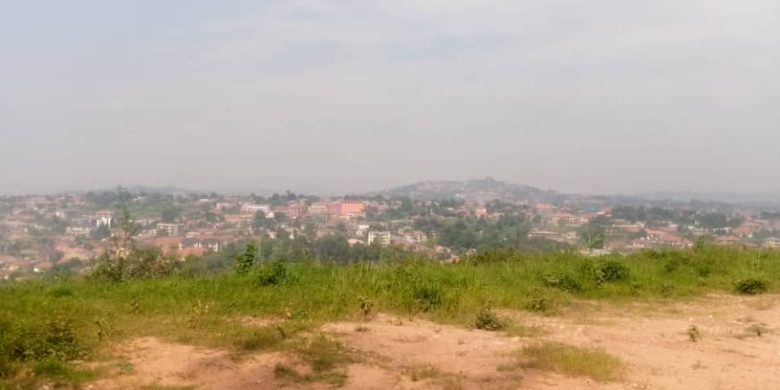 1.5 acres for sale in Kyanja at 2.5 billion shillings