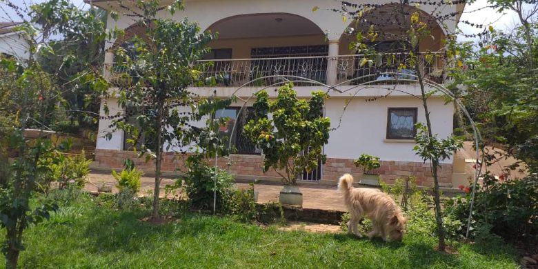 4 bedroom house for sale in Munyonyo on half acre at $1.1m