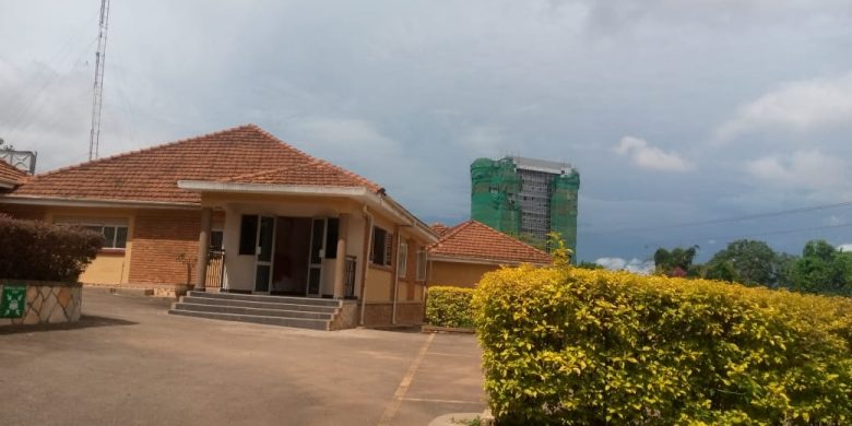 10 rooms property for rent in Nakasero at $5000 per month