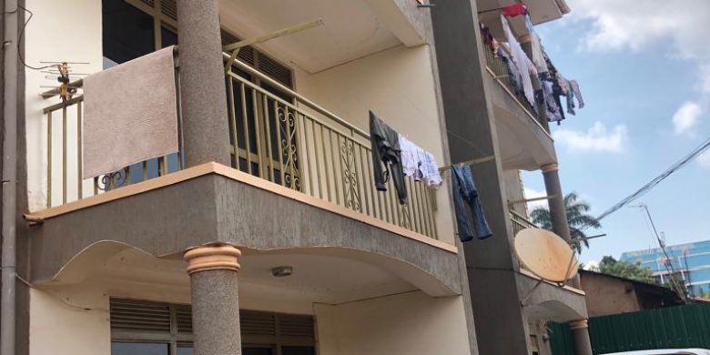 6 Units apartments block for sale in Makindye Kizungu 5.1m monthly at 850m