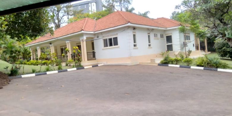 5 bedrooms house for rent in Kololo at 6,000 USD