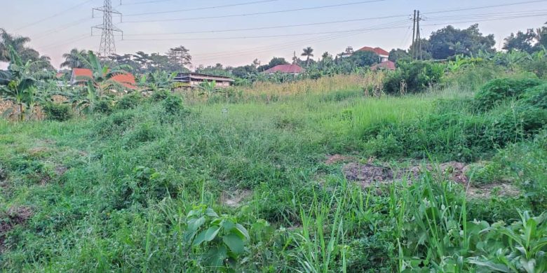 25 Decimals plot of land for sale in Kyanja at 300m