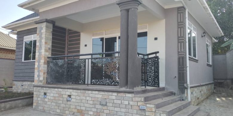 3 bedrooms house for sale in Gayaza Kasangati at 350m