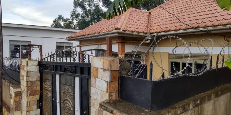 3 bedrooms house for sale in Matugga Town