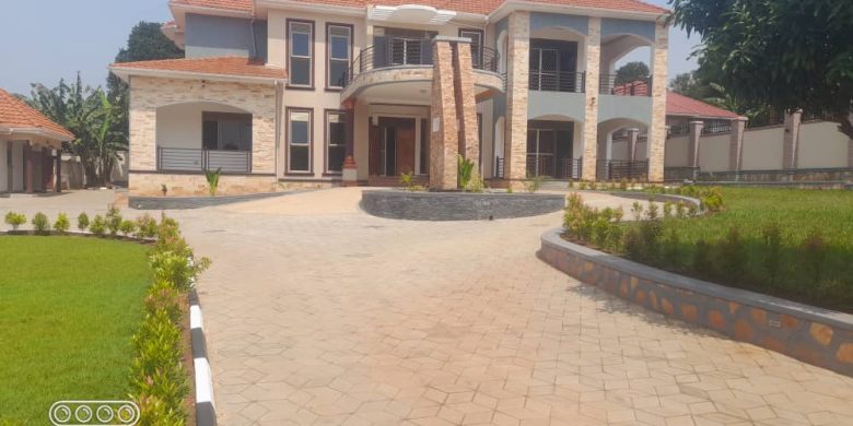 Gayaza Nakwero 7 bedrooms mansion