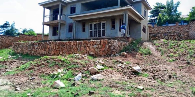 6 Bedrooms Shell House For Sale In Namugongo Sonde 100x100ft At 300m