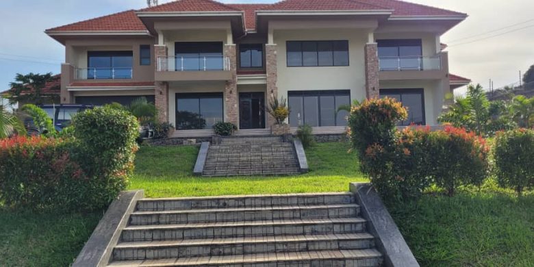 5 Bedroom Home for Rent in Kajjansi Entebbe Road At $2,500 Monthly