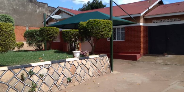 3 Bedrooms House For Sale In Bweyogerere Bukasa On 55x105ft At 350m