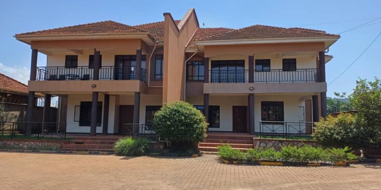 5 Bedrooms Semi Detached House For Rent In Munyonyo At 1,200 USD