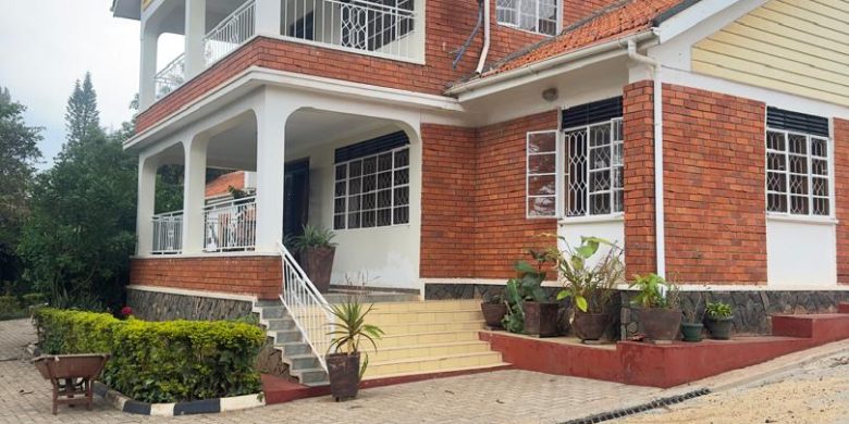 5 Bedrooms Standalone House For Rent In Naguru At $3,800 Monthly