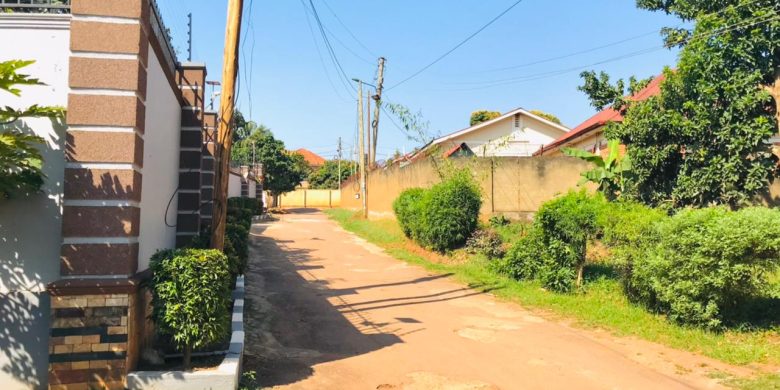 14 Decimals Plot Of Land For Sale In Munyonyo 450m