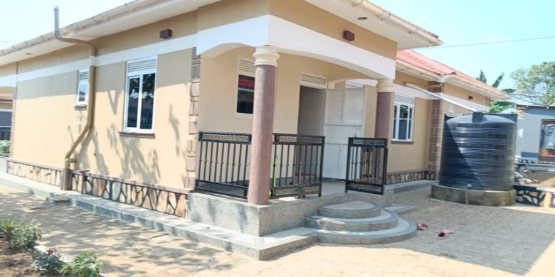 4 Bedrooms House For Sale In Mukono Kusatu 100x100ft At 470m