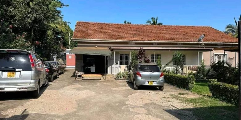 30 Decimals Property For Sale In Kansanga Near UK Mall At 1.2Bn Shillings