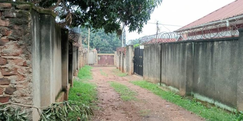 32 Decimals Wall Fenced Plot For Sale In Namugongo At 235m