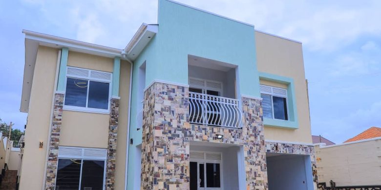 4 Bedrooms House For Sale In Bamba Kitezi Town 13 Decimals At 600m