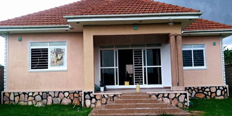 4 Bedrooms House For Sale Kira Kitukutwe 15 Decimals 210m