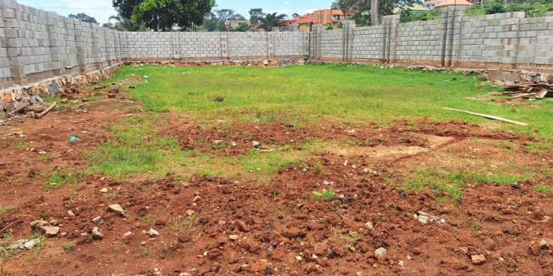 50x100ft Plot Of Land In A Wall Fence For Sale In Kira Mulawa At 80m